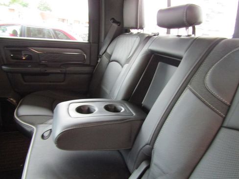 Used 2026 RAM 2500 Limited AWD/4WD image 36
