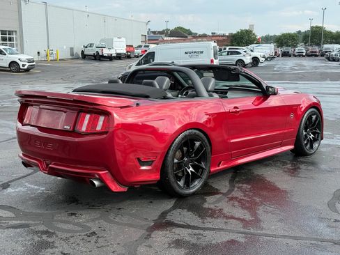 Used 2011 Ford Mustang GT Premium w/ Electronics Pkg RWD image 4