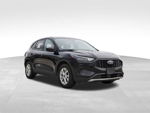 Used 2025 Ford Escape Active image 1