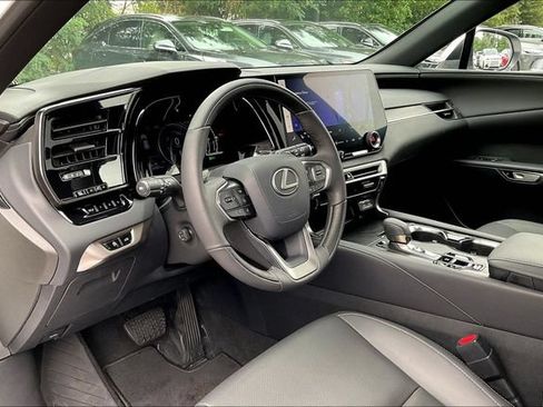 Used 2024 Lexus RX 350h w/ Accessory Package (Z1) AWD/4WD image 17