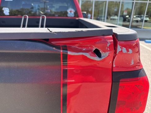 Used 2015 Chevrolet Silverado 1500 LT w/ Rally 2 Edition image 7