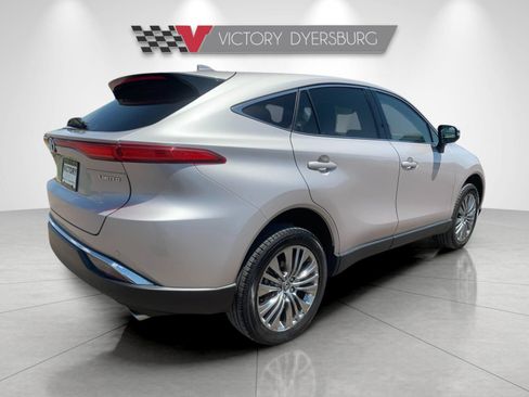 Used 2024 Toyota Venza Limited AWD/4WD image 4