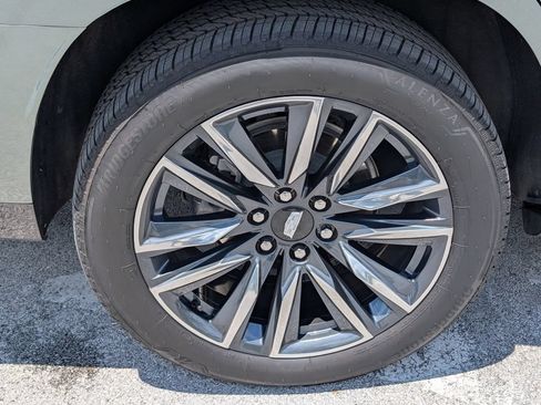 Used 2024 Cadillac Escalade Sport Platinum w/ LPO, Floor Liner Package AWD/4WD image 33