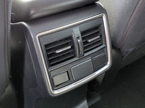 Used 2022 Subaru Forester Premium image 32