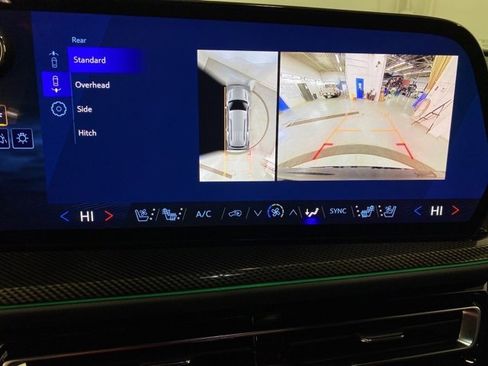 New 2026 Chevrolet Traverse High Country image 11