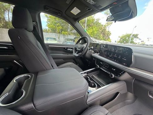New 2026 Chevrolet Tahoe LS w/ LS Custom Edition AWD/4WD image 24