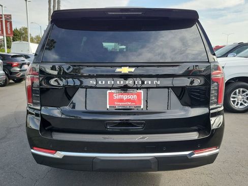 New 2026 Chevrolet Suburban LS RWD image 21