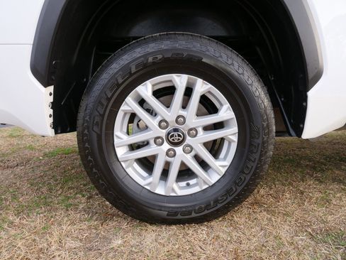 Used 2025 Toyota Tundra SR5 w/ SR5 Premium Package image 12