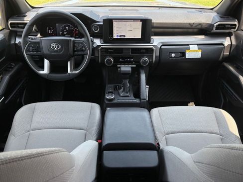 Used 2026 Toyota 4Runner SR5 RWD image 8