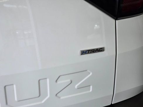 Used 2025 Hyundai Santa Cruz SE AWD/4WD image 13