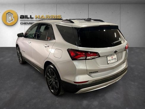 Used 2022 Chevrolet Equinox RS image 12