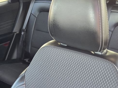 Used 2023 Ford Escape SE image 16