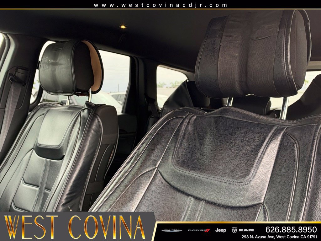 Used 2021 Jeep Grand Cherokee Laredo RWD image 16