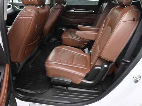 Used 2018 Buick Enclave Avenir w/ Avenir Technology Package image 39