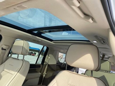 Certified 2022 GMC Yukon XL Denali image 16