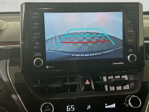 Used 2022 Toyota Corolla Cross LE FWD image 25