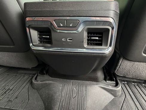 Used 2024 GMC Sierra 2500 Denali Ultimate AWD/4WD image 52