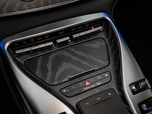 Used 2024 Mercedes-Benz AMG GT 43 image 76