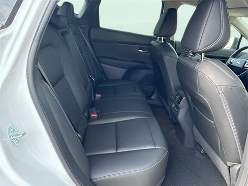 Used 2025 Nissan Murano SV image 10