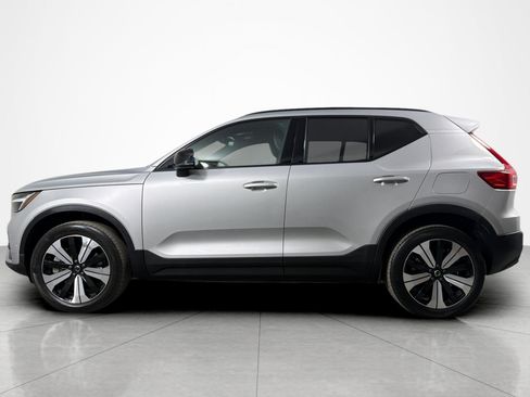 Used 2023 Volvo XC40 Recharge Plus AWD/4WD image 2