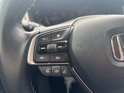 Used 2022 Honda Accord Touring image 17