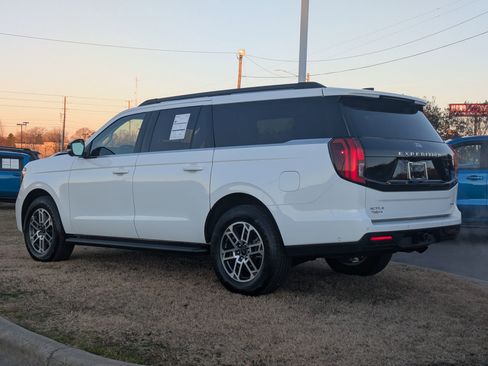 Used 2025 Ford Expedition Max Active image 6