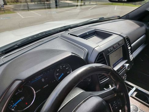 Used 2020 Ford Expedition Limited AWD/4WD image 23