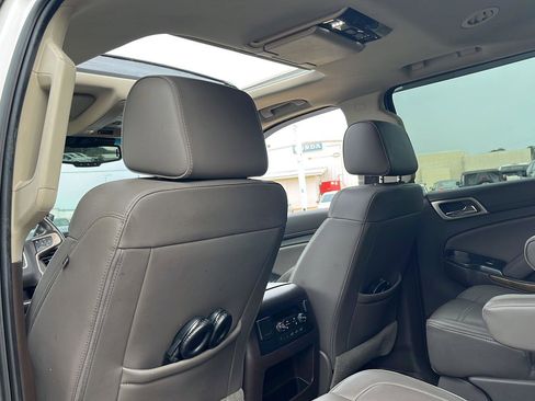 Used 2017 GMC Yukon Denali w/ Open Road Package image 3