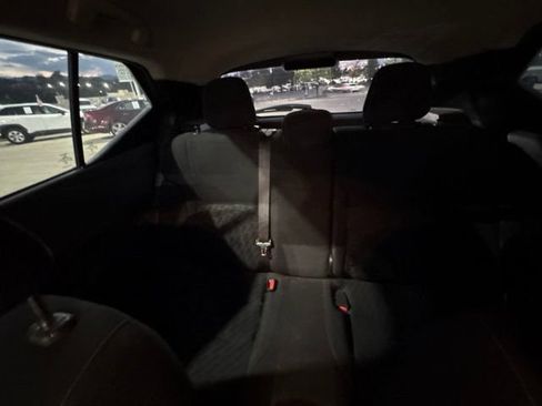 Used 2023 Nissan Kicks SV FWD image 15