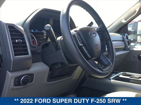 Used 2022 Ford F250 XLT w/ Black Appearance Package AWD/4WD image 12