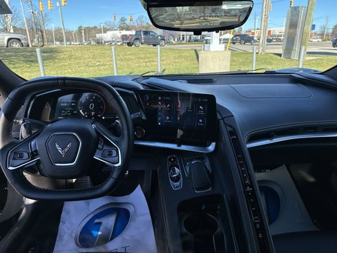 Used 2024 Chevrolet Corvette Stingray Coupe w/ 1LT image 29