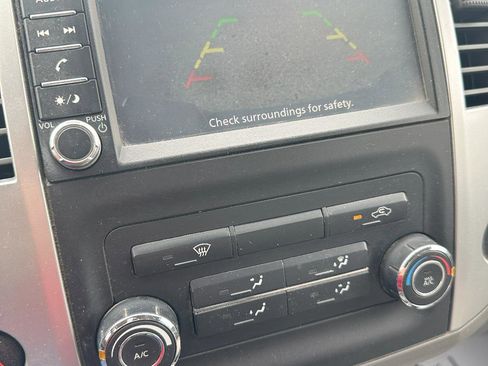 Used 2019 Nissan Frontier SV image 13