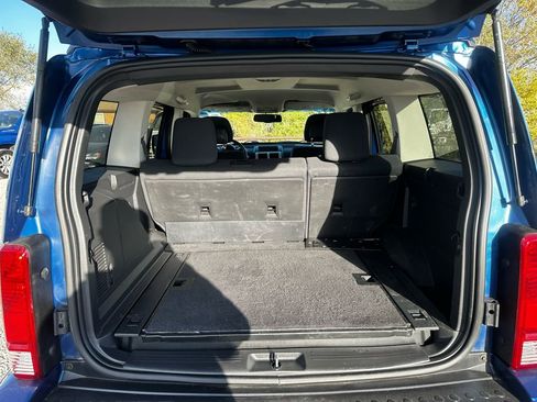 Used 2010 Dodge Nitro SXT image 40