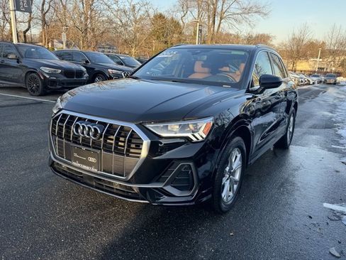 Used 2025 Audi Q3 2.0T Premium w/ Convenience Package image 8