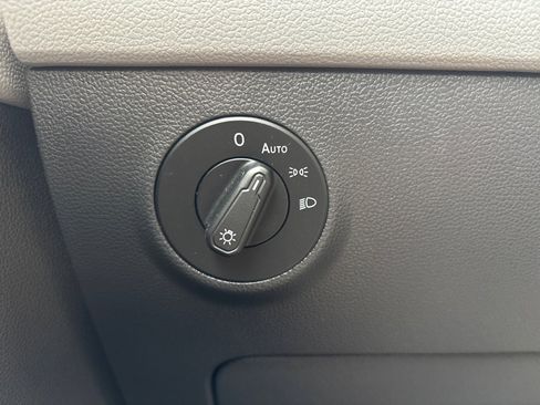 Used 2022 Volkswagen Taos S w/ IQ Drive S Package image 21