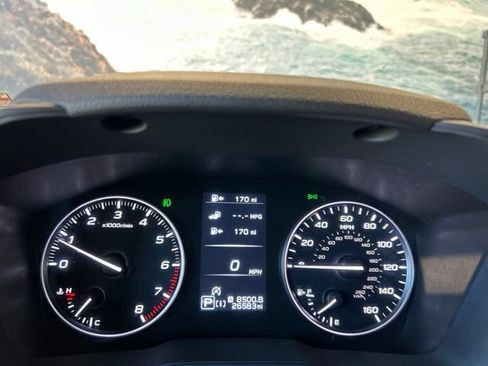 Used 2024 Subaru Crosstrek 2.5i Limited AWD/4WD image 13