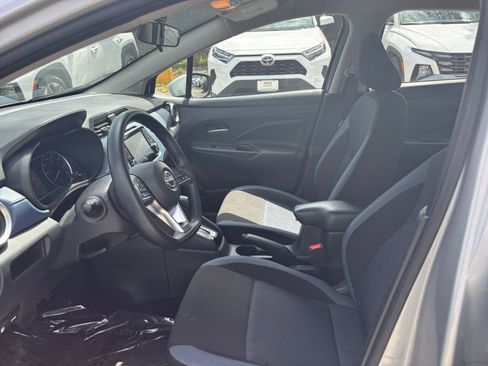 Used 2025 Nissan Versa SV FWD image 22
