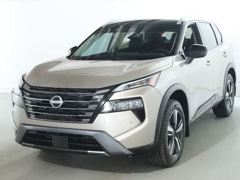 Used 2025 Nissan Rogue SL w/ SL Premium Package image 1