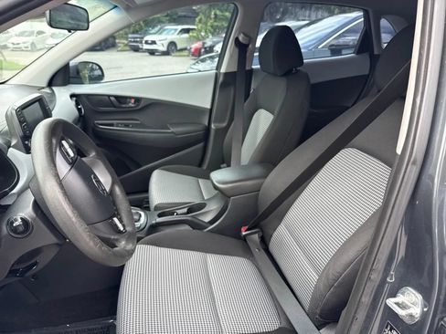 Used 2021 Hyundai Kona SE FWD image 12