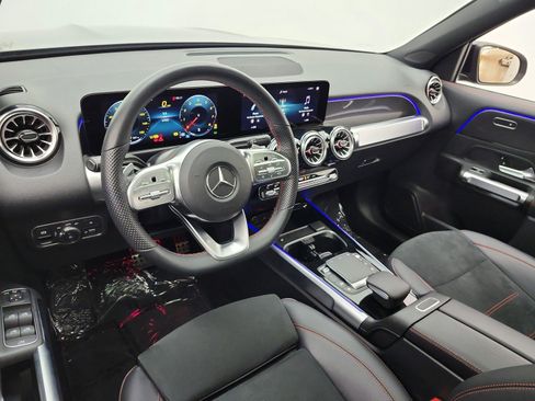 Used 2022 Mercedes-Benz GLB 250 image 14