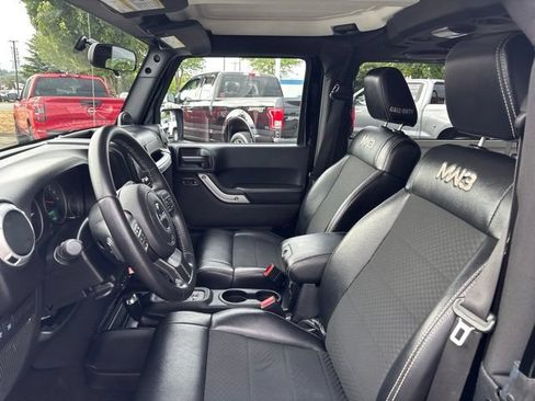 Used 2012 Jeep Wrangler Rubicon w/ Trailer Tow Group AWD/4WD image 9