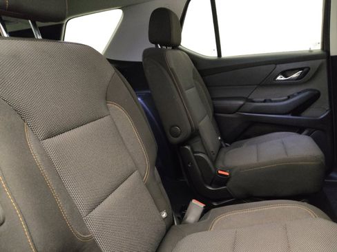 Used 2019 Chevrolet Traverse LT FWD image 19
