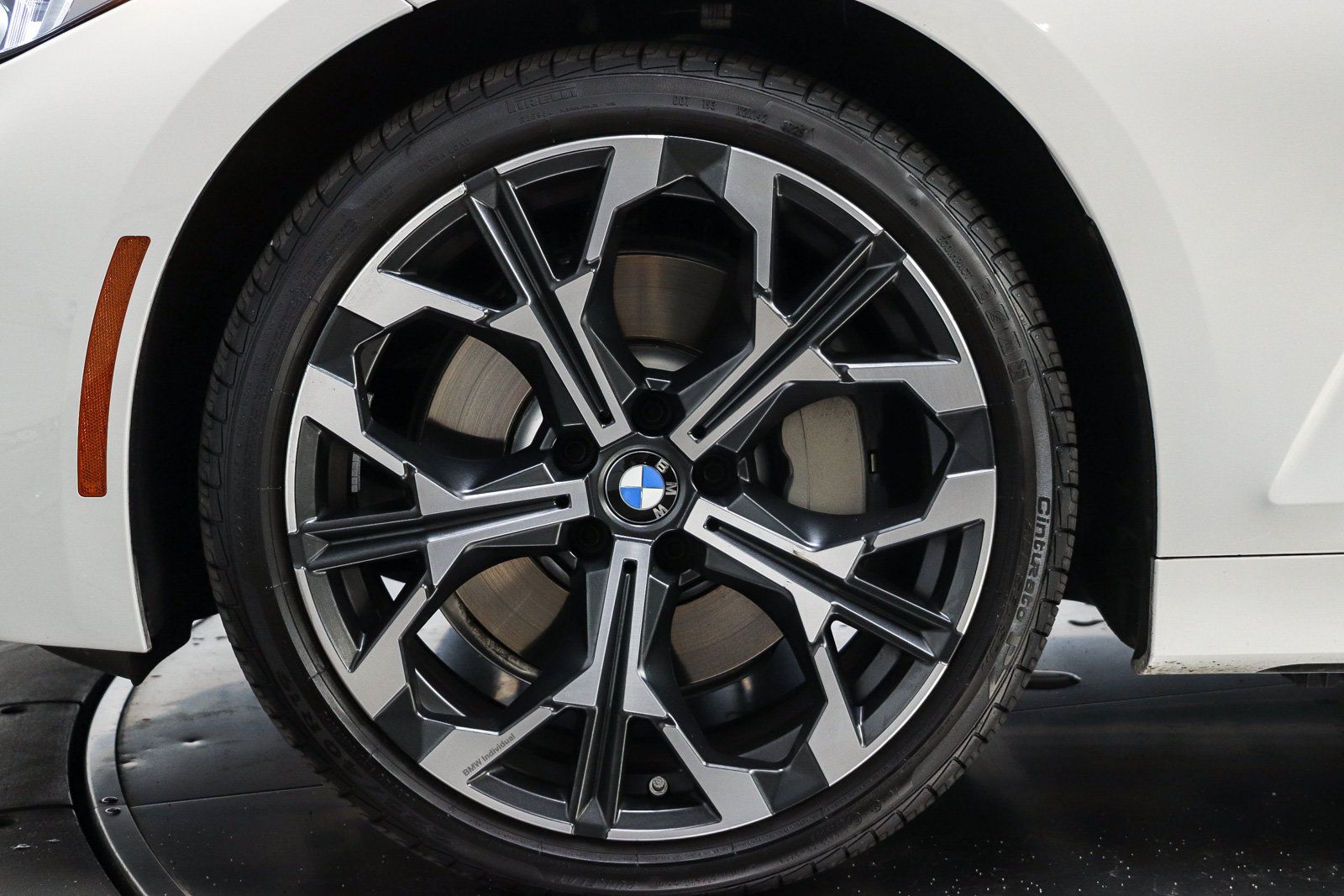 Used 2026 BMW 330i Sedan w/ Premium Package RWD image 8