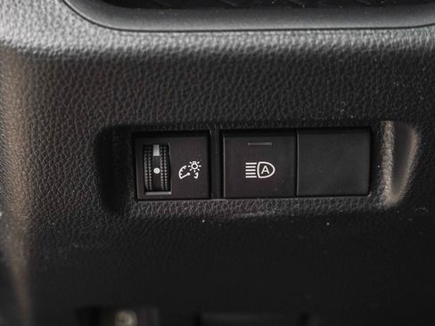 New 2025 Toyota RAV4 XLE image 18