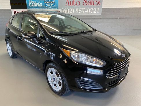 Used 2016 Ford Fiesta SE image 7