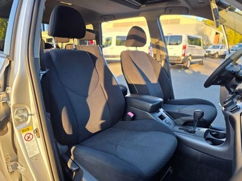 Used 2008 Toyota RAV4 Sport image 28