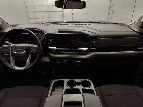 Used 2024 GMC Sierra 1500 Elevation AWD/4WD image 13