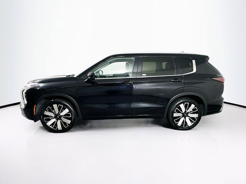 Used 2025 Mitsubishi Outlander SEL FWD image 4