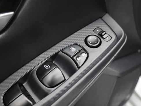 Used 2021 Nissan Sentra SV FWD image 16