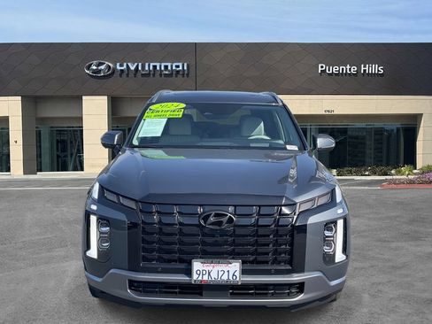 Used 2024 Hyundai Palisade Limited AWD/4WD image 2